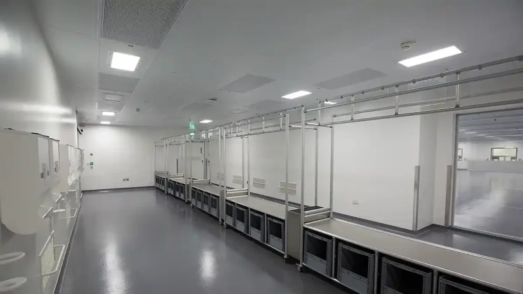 Edward Lifesciences prep room