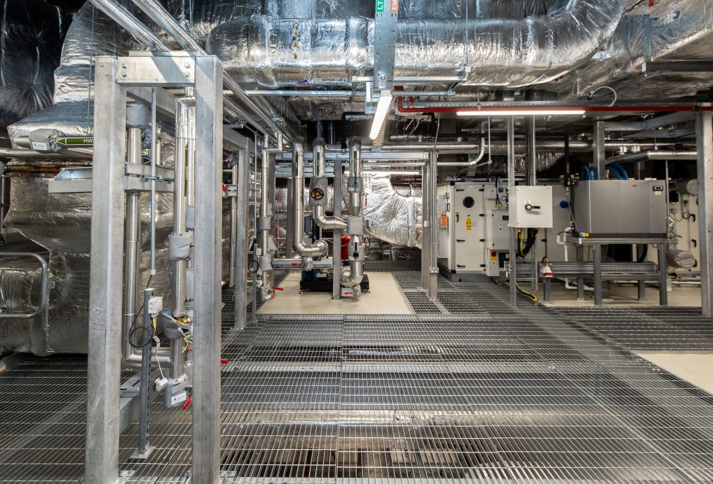 Life sciences cleanroom installations